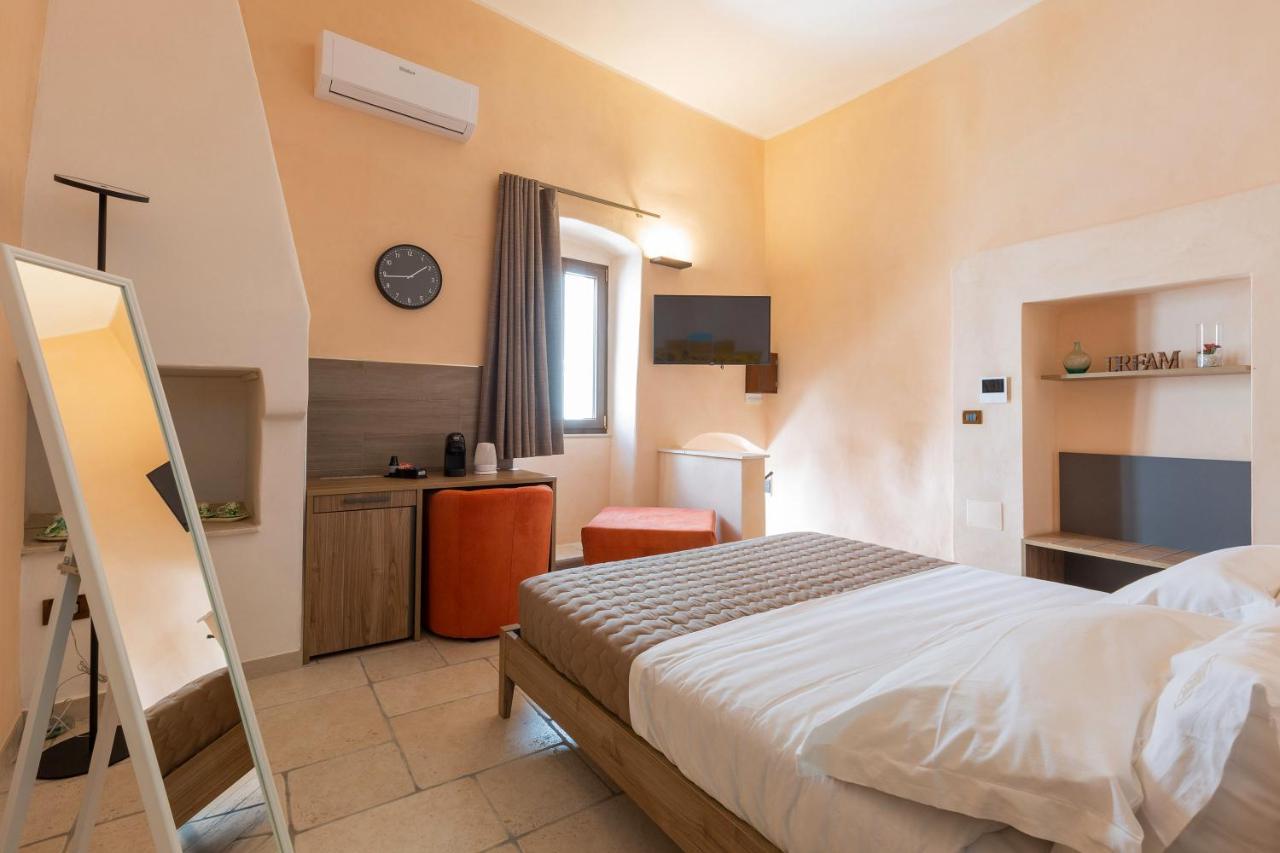 Terrae Rooms Rental เมซานเย ภายนอก รูปภาพ