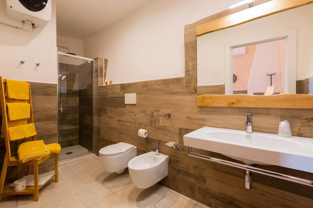 Terrae Rooms Rental เมซานเย ภายนอก รูปภาพ